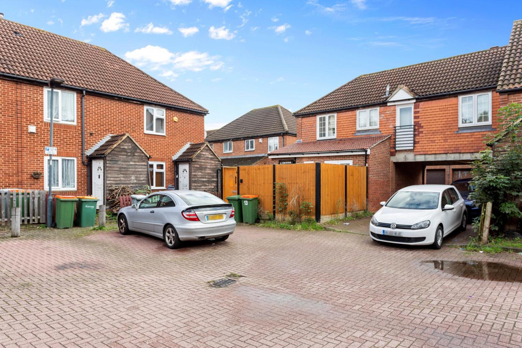 Cozy 3-bed House Near Lcy & Excel Ideal For Groups & Families Casa vacanze Londra