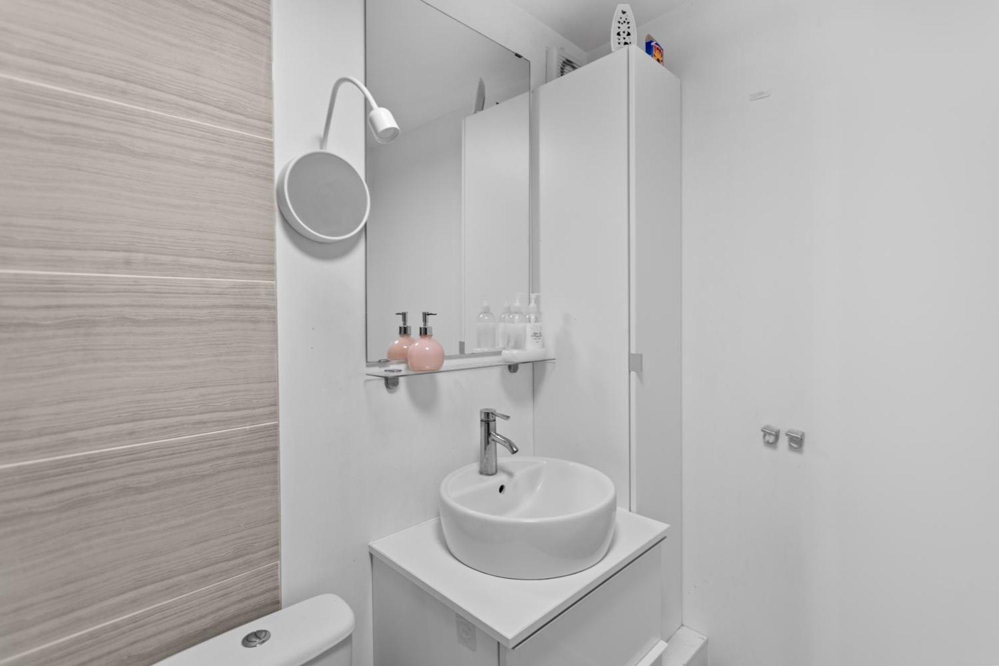 Cozy 3-bed House Near Lcy & Excel Ideal For Groups & Families Londra